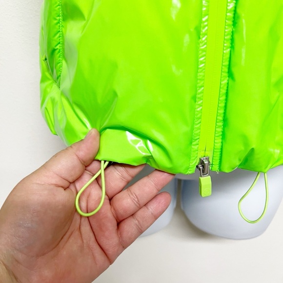 GFore Womens Neon Green Circle Gs Coated Nylon Quilted Puffer Golf Vest Size XS - Picture 9 of 16